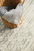 Avery Rug Silver
