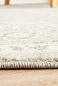 Parker Silver Round Rug Side Closeup