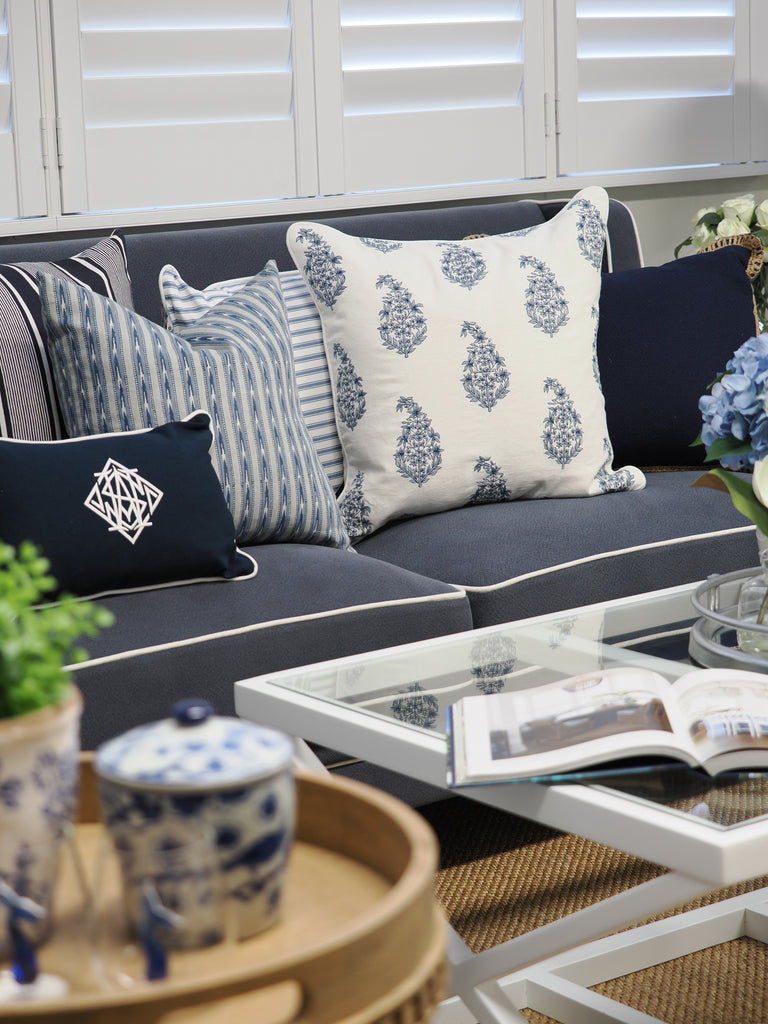 A Classic Look That Never Dates: Embracing Timeless Style