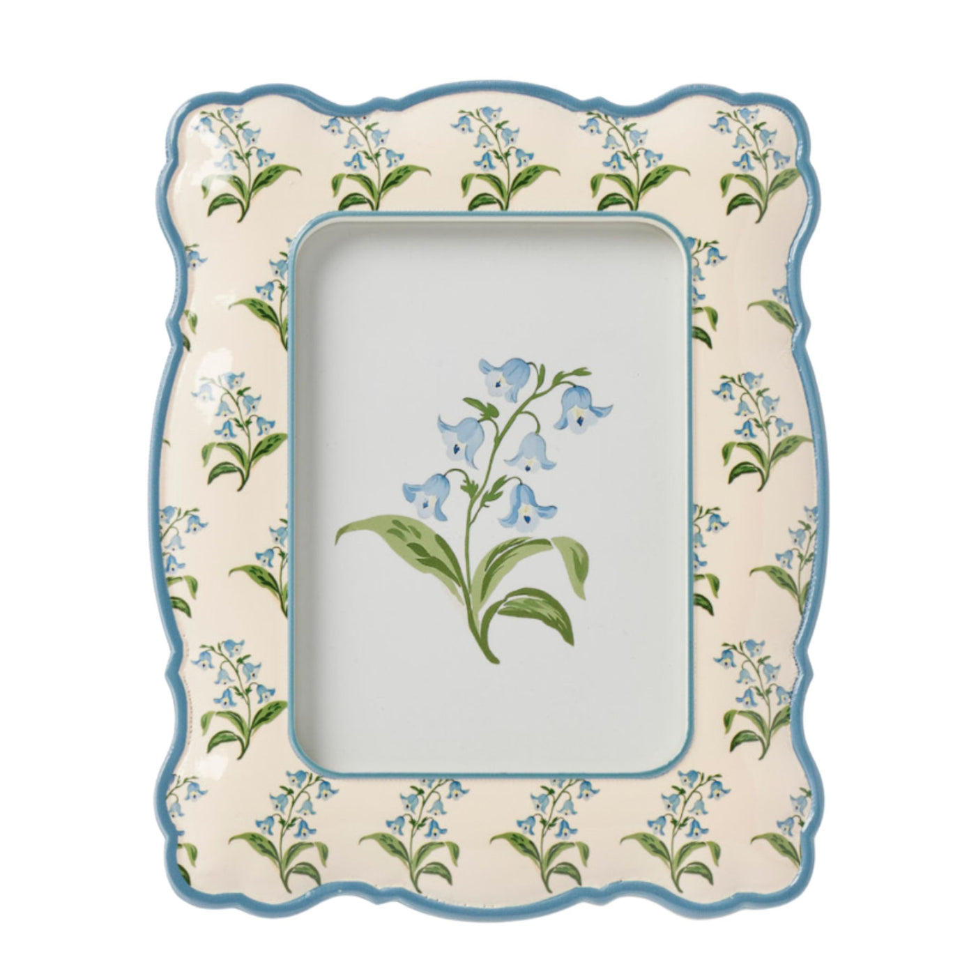 Bluebell 5x7 scalloped photo frame with blue floral pattern
