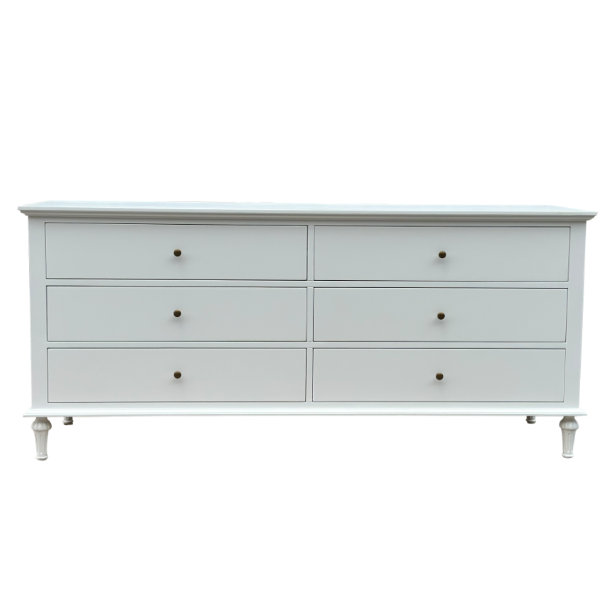 Georgia White 6 Drawer Dresser featuring six spacious drawers, round brass knobs and a classic Hamptons-inspired white finish.